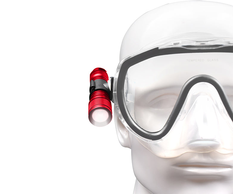 ORCATORCH D560 Mini Scuba Dive Light Max 630lumen Mounted on Mask Mount